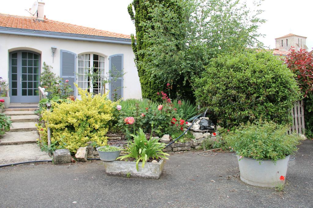Maison D'Hotes Le Lavoir Fontaines  Εξωτερικό φωτογραφία
