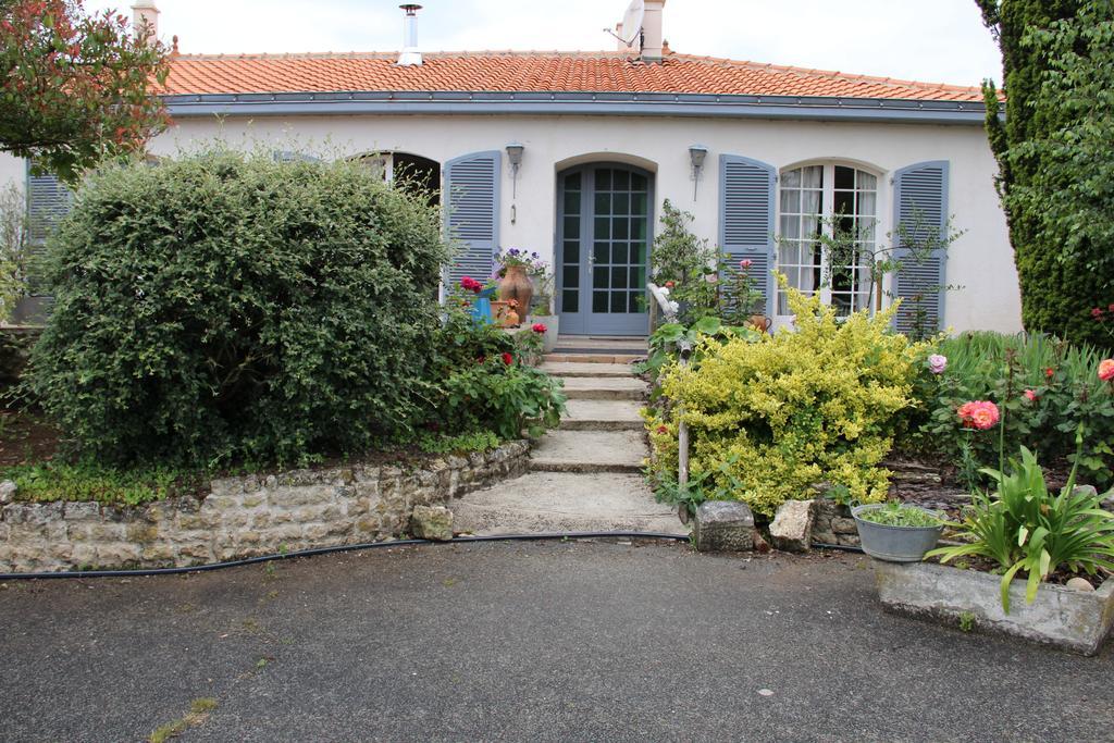 Maison D'Hotes Le Lavoir Fontaines  Εξωτερικό φωτογραφία