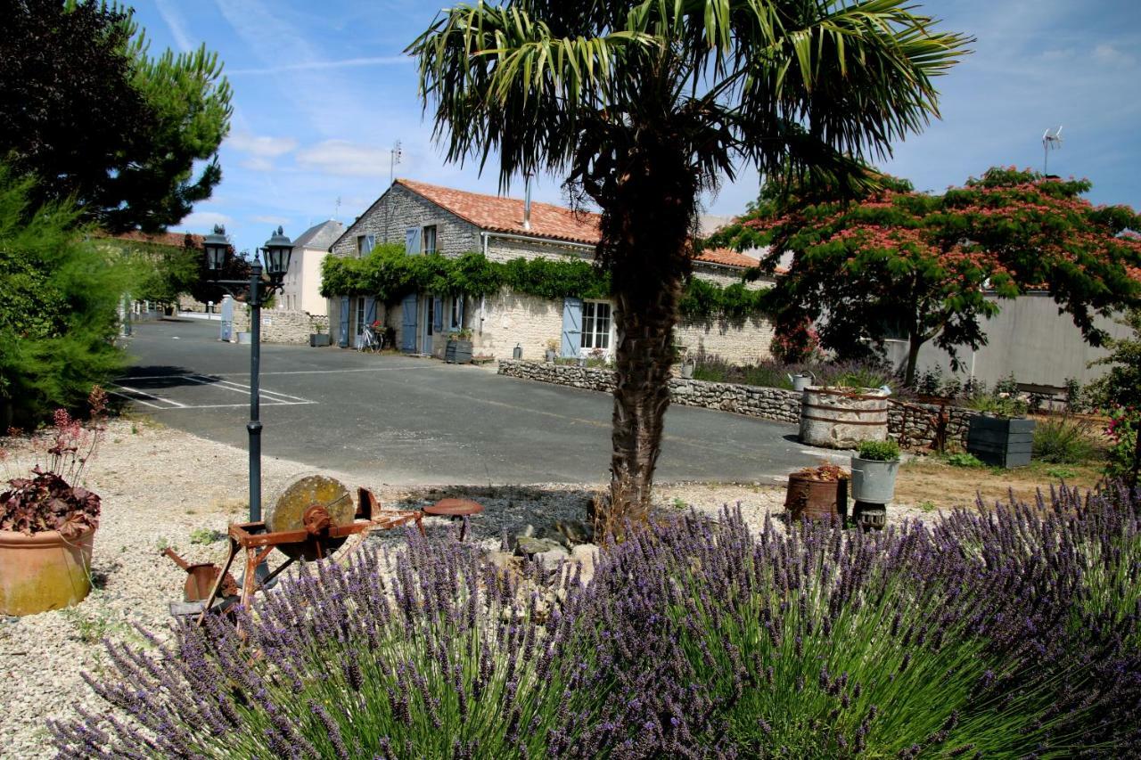Maison D'Hotes Le Lavoir Fontaines  Εξωτερικό φωτογραφία