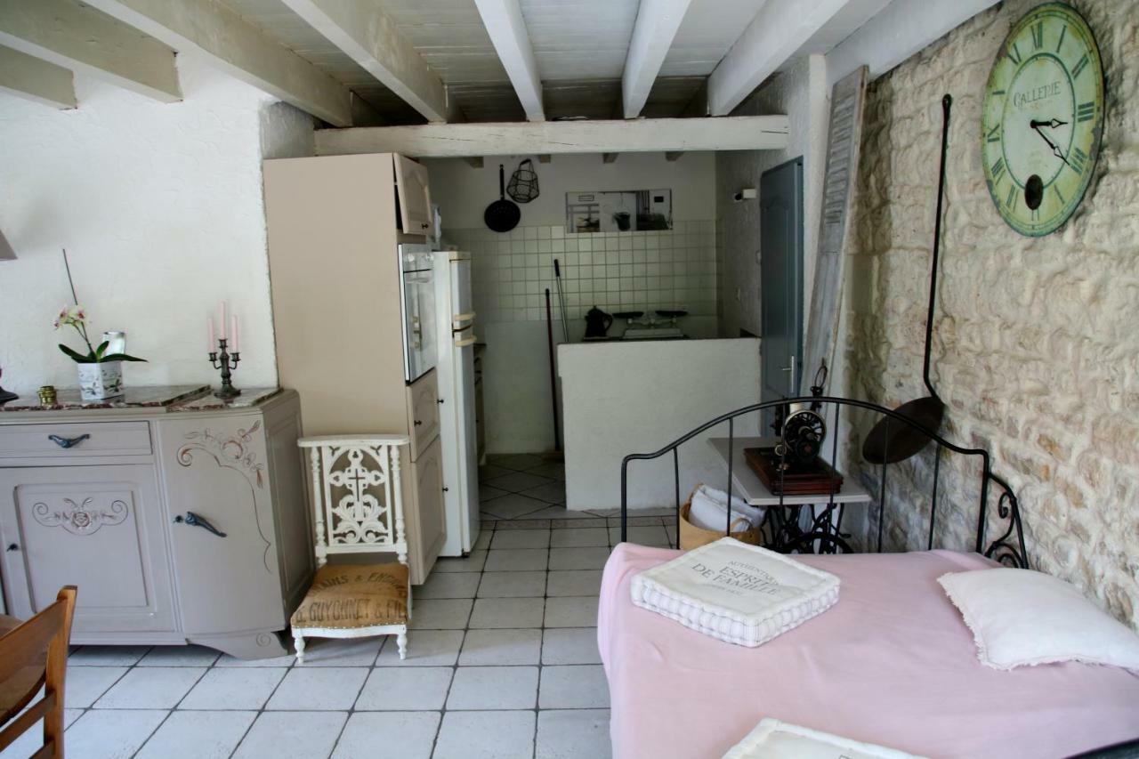 Maison D'Hotes Le Lavoir Fontaines  Εξωτερικό φωτογραφία